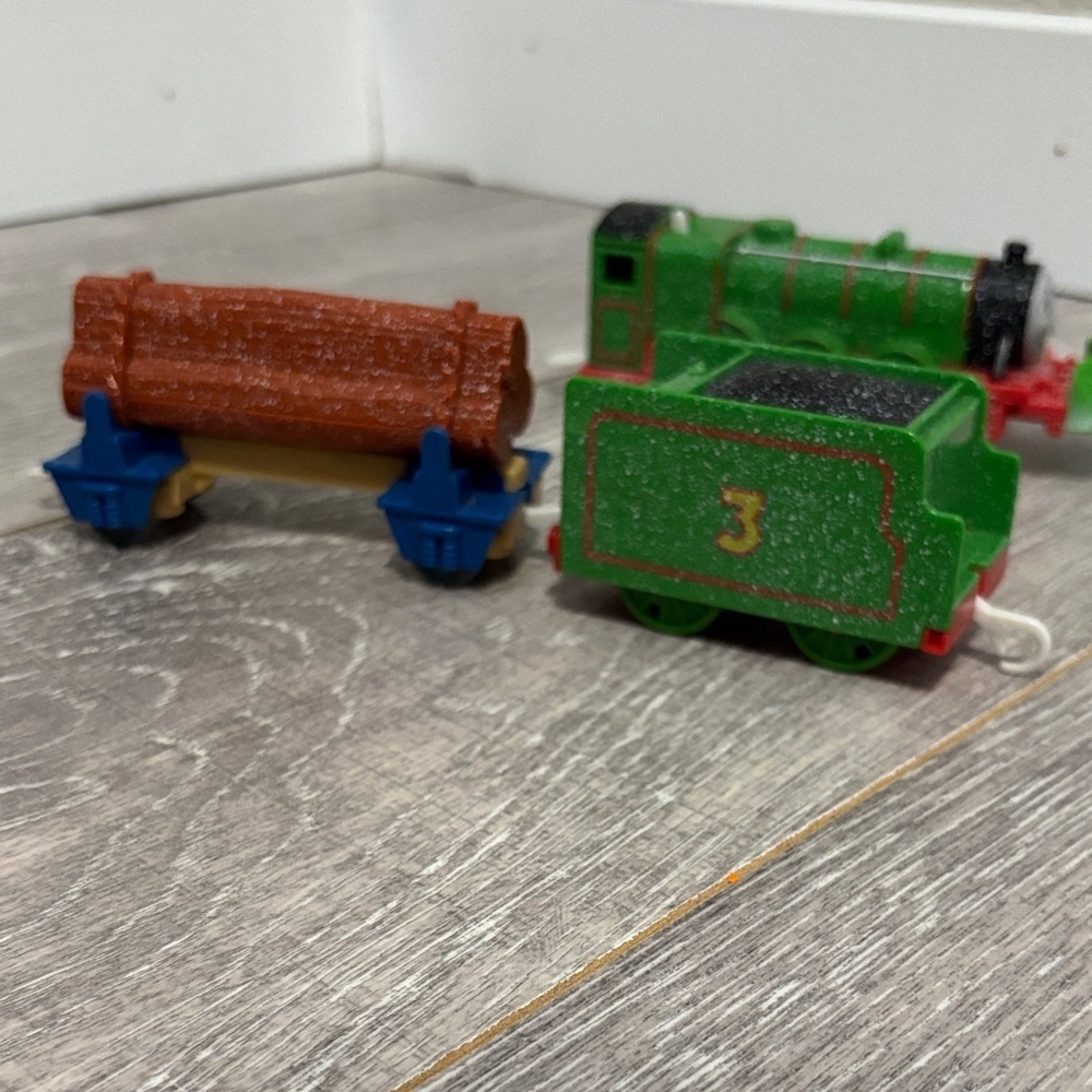 Snow Clearing Henry and Original Tenders - WORKS! Thomas & Friends - Picture 5 of 11